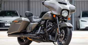 1BMW R18