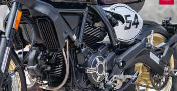 10BMW R18