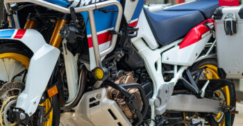 10BMW R18