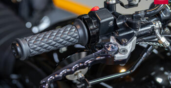 15BMW R18