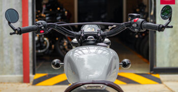 25BMW R18