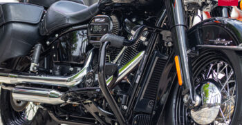 10BMW R18