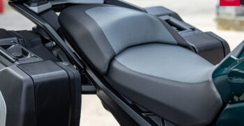 18BMW R18