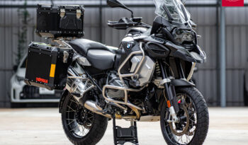 1BMW R18