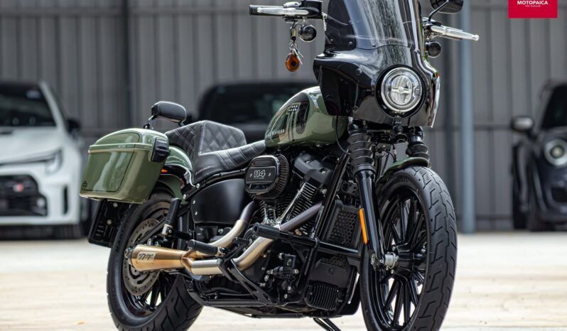 1BMW R18