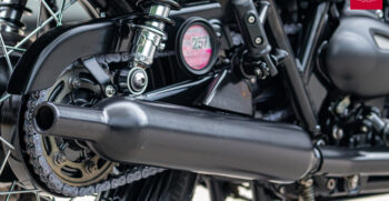 7BMW R18