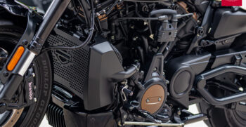 10BMW R18