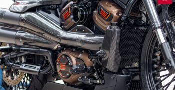 10BMW R18