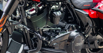 12BMW R18