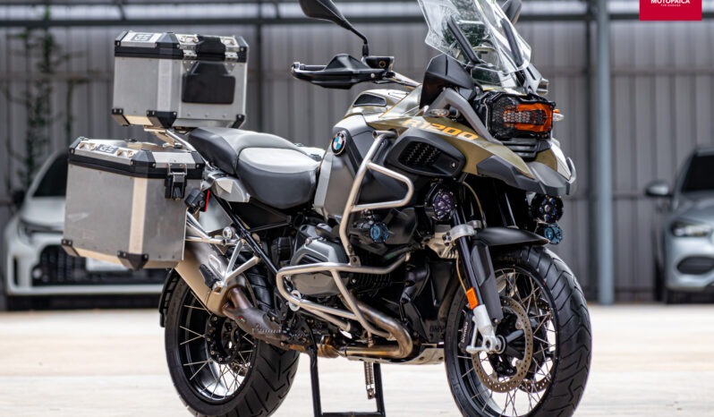 1BMW R18