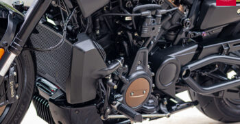 10BMW R18