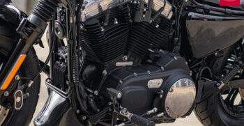 10BMW R18