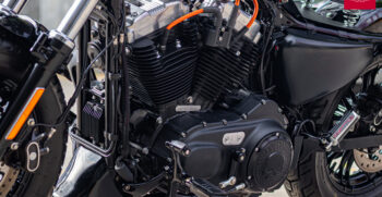 10BMW R18