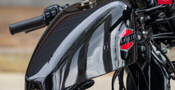 18BMW R18