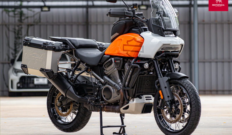 1BMW R18