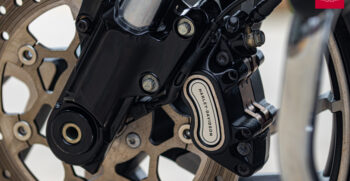 25BMW R18