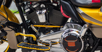 12BMW R18