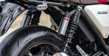 25BMW R18