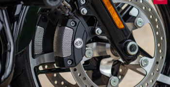 33BMW R18