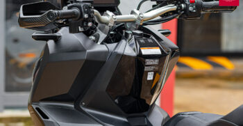 37BMW R18