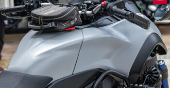 38BMW R18