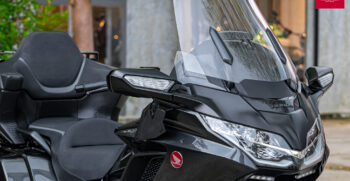10BMW R18