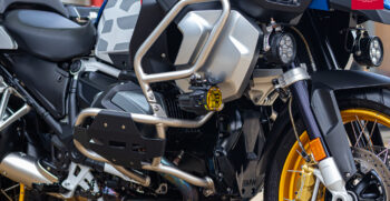 10BMW R18