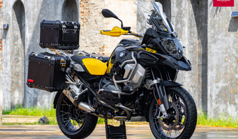16BMW R18