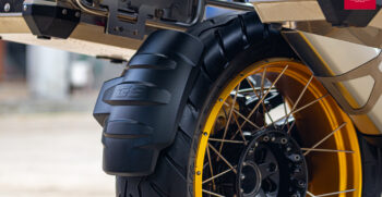 22BMW R18
