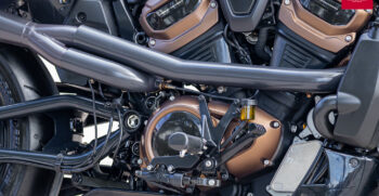 25BMW R18