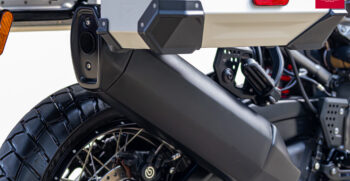 27BMW R18