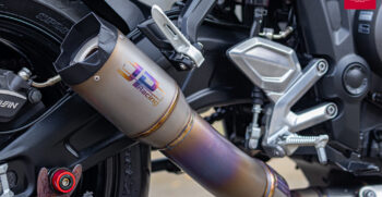 27BMW R18